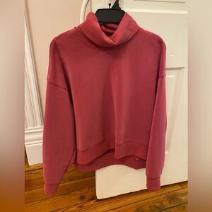 Lululemon soft stream mock neck/turtle neck pullover